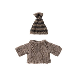 Pullover und Mütze für Big Brother Maus